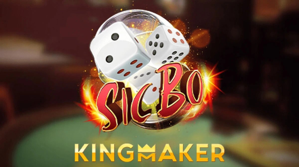 Filipino player in Manila browsing new casino game releases on 1x1x1x1 via smartphone